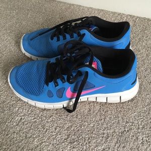Nike Free Run running shoes